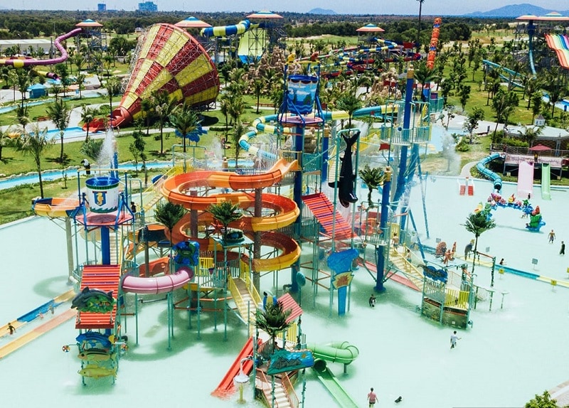 Kinh-nghiem-di-VinWonders-Nam-Hoi-An-01